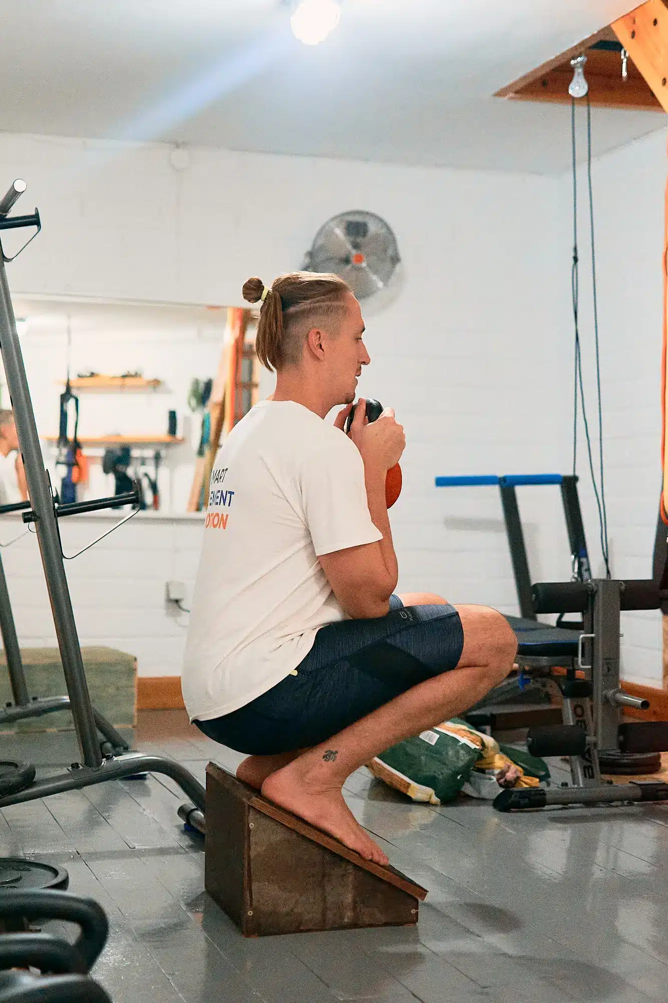 online personal trainer adria dueso